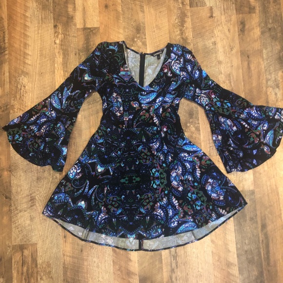 Express Dresses & Skirts - Express Patterned Dress